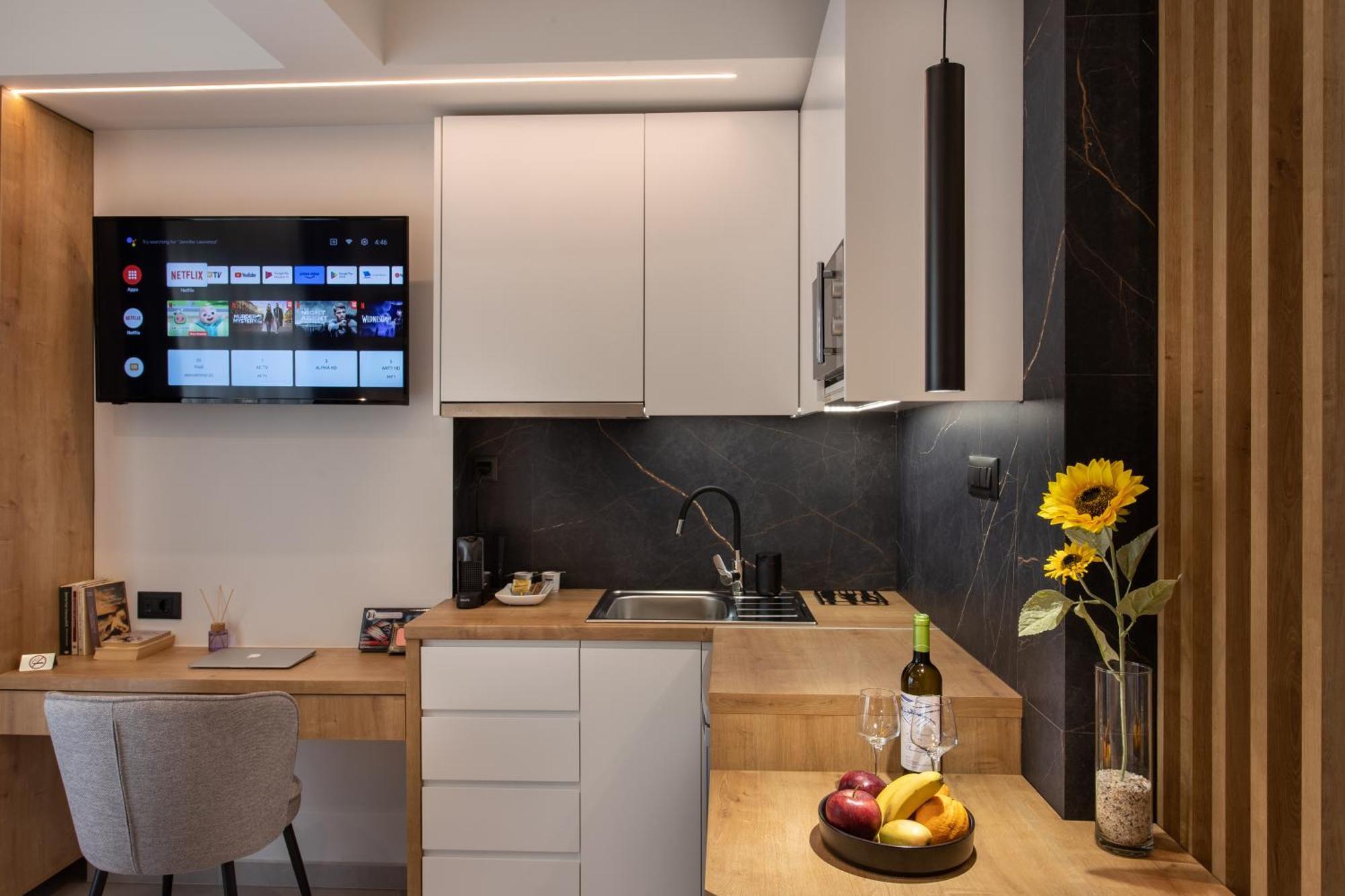 Sunflower Smartliving Suites Candia Esterno foto