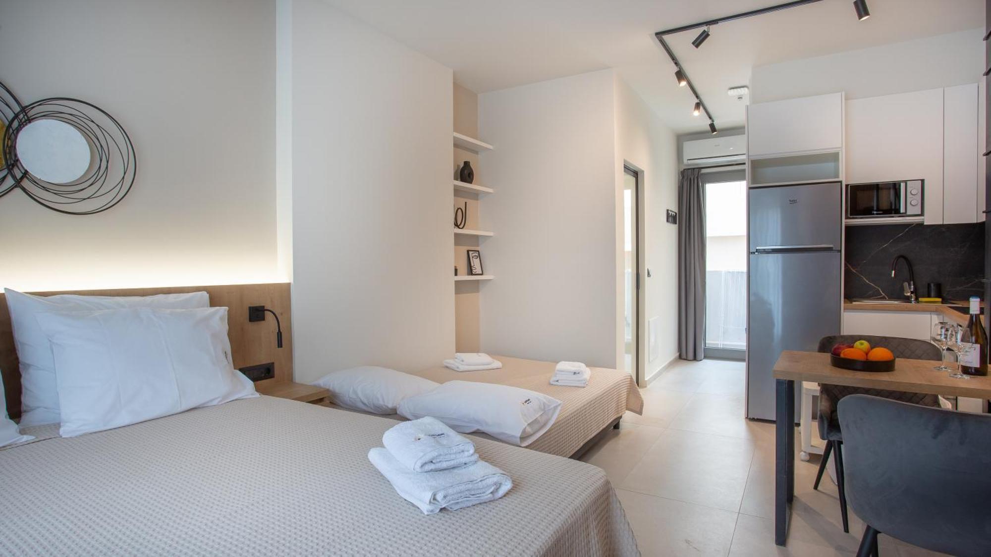 Sunflower Smartliving Suites Candia Esterno foto