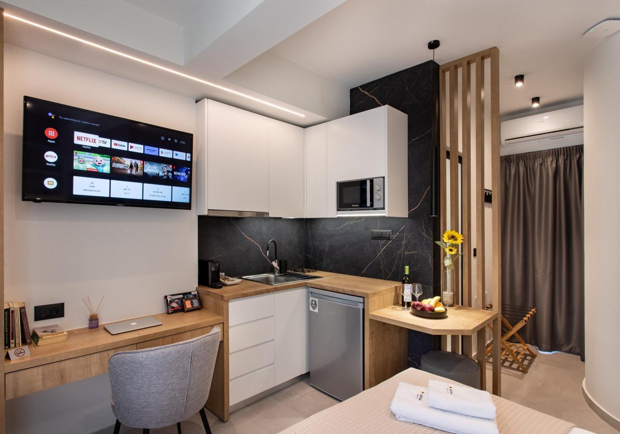 Sunflower Smartliving Suites Candia Esterno foto