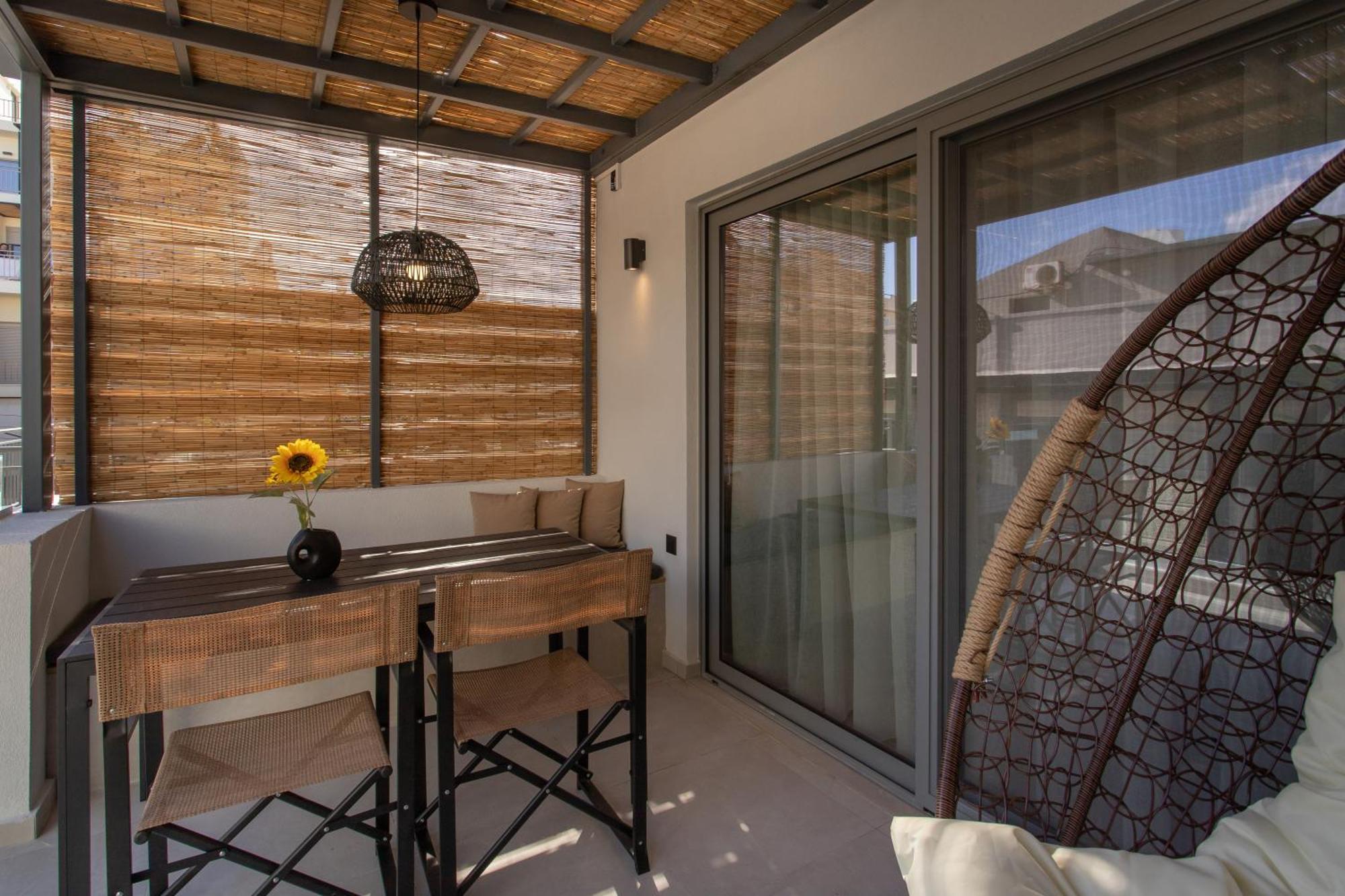 Sunflower Smartliving Suites Candia Esterno foto